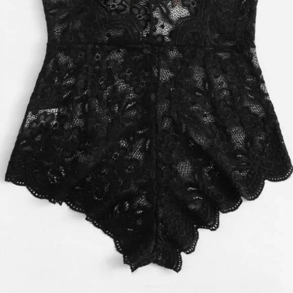 SOLD*Merc*Lace Bodysuit - Picture 3 of 4